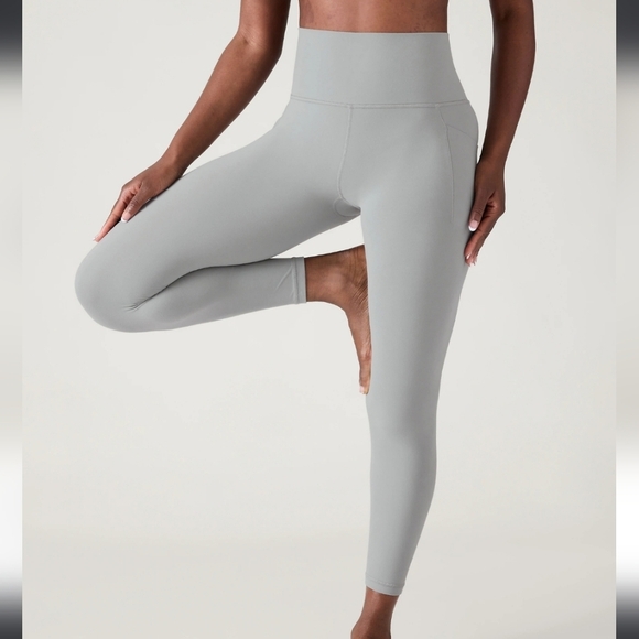 Athleta Salutation Stash 7/8 Leggings Stash Pocket Grey Womens Size Small Active - Picture 10 of 11